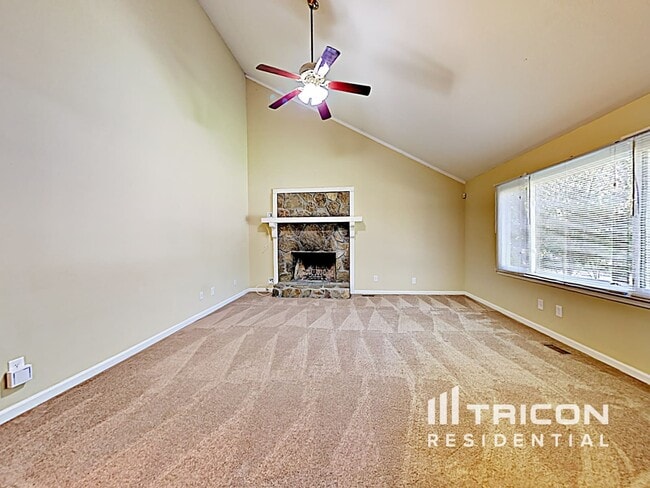 220 Jennifer Ln in Carrollton, GA - Building Photo - Building Photo