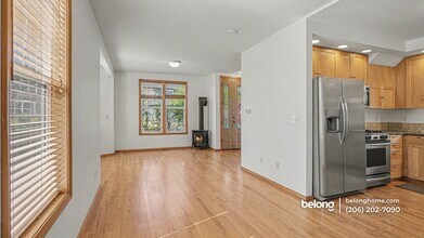 6722 Division Ave NW in Seattle, WA - Building Photo - Building Photo