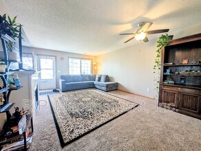 15758 Flackwood Ave in Apple Valley, MN - Building Photo - Building Photo