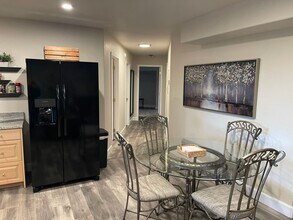 831 Juanita Way in Jacksonville, OR - Building Photo - Building Photo