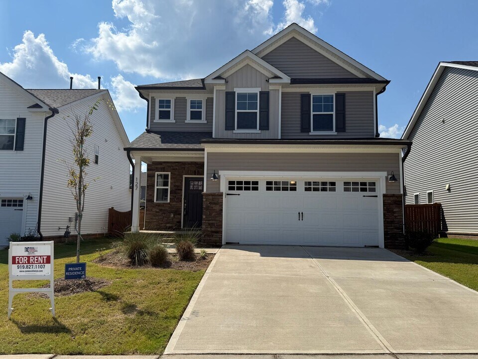 127 Buffaloe Springs St in Garner, NC - Building Photo
