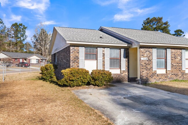 105 Canvasback Dr in Summerville, SC - Building Photo - Building Photo