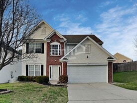 802 Celtic Crossing Dr in High Point, NC - Building Photo