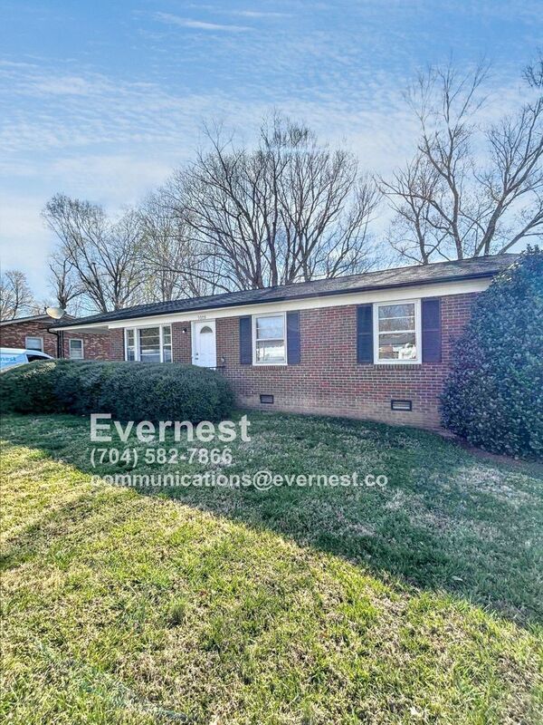 property at 5008 Sea Oates Ln