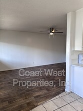 1810 Broadway St in Oceanside, CA - Building Photo - Building Photo