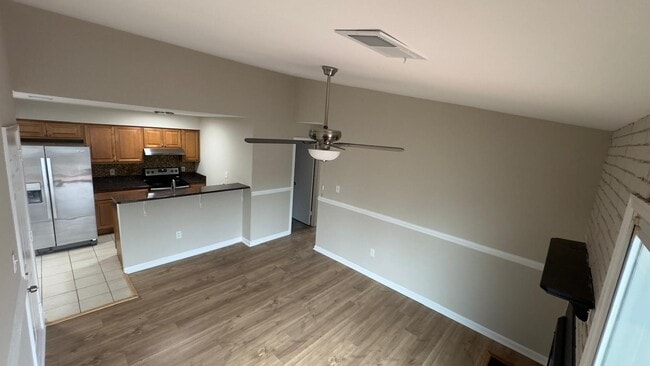 8623 Beekman Pl in Alexandria, VA - Foto de edificio - Building Photo