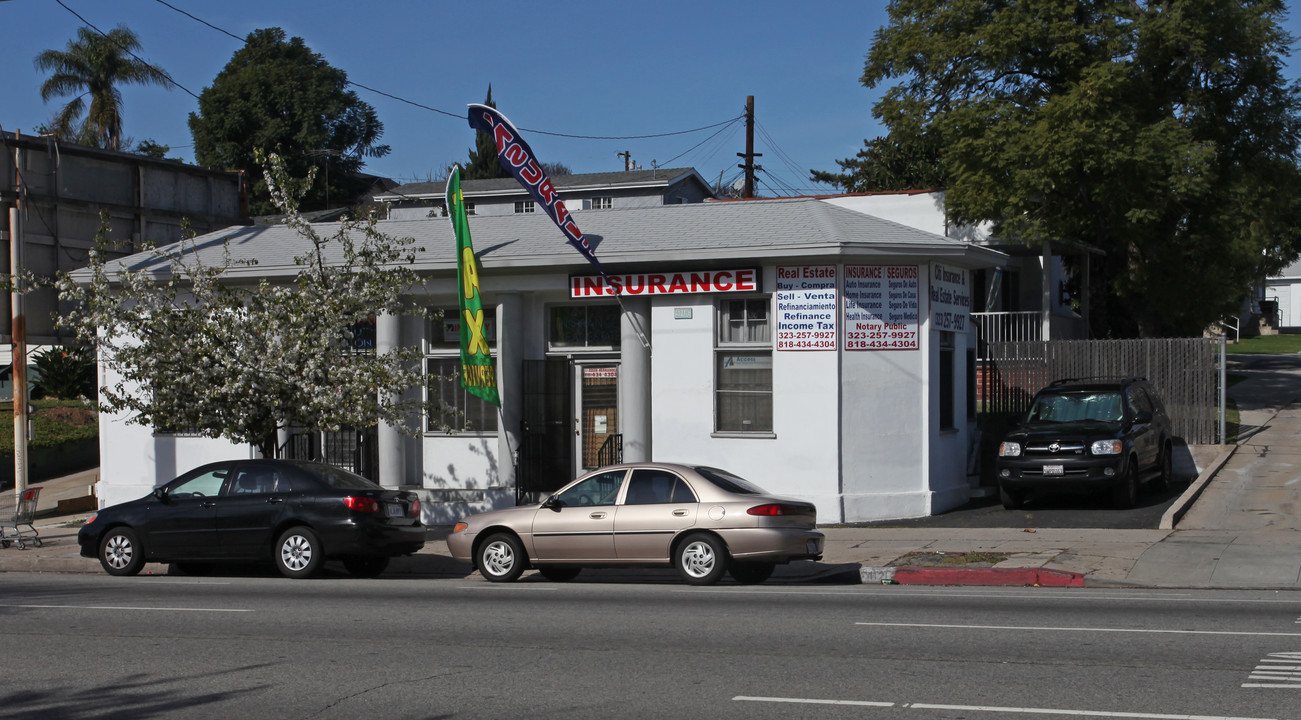 4121 Eagle Rock Blvd in Los Angeles, CA - Building Photo