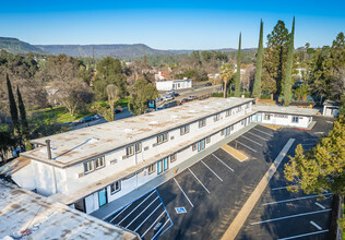 2255 Bird St in Oroville, CA - Building Photo - Building Photo