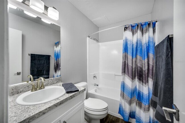 2301 E Sligh Ave in Tampa, FL - Building Photo - Building Photo