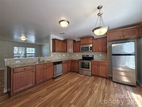 6142 Salamander Run Ln in Charlotte, NC - Building Photo - Building Photo
