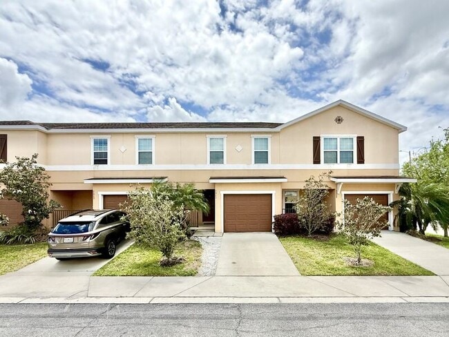 property at 7211 Merlot Sienna Ave