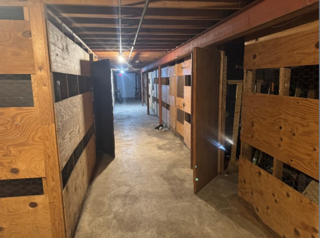 630 S Hawley Rd, Unit 202 in Milwaukee, WI - Building Photo - Building Photo