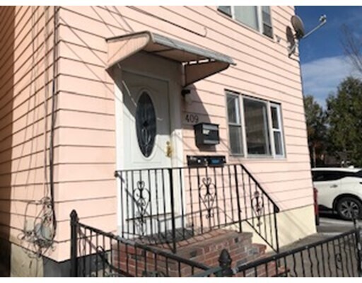 409 Moody St-Unit -1 in Lowell, MA - Building Photo - Building Photo