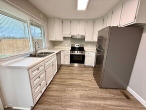 315 Whispering Pines in Springboro, OH - Building Photo - Building Photo