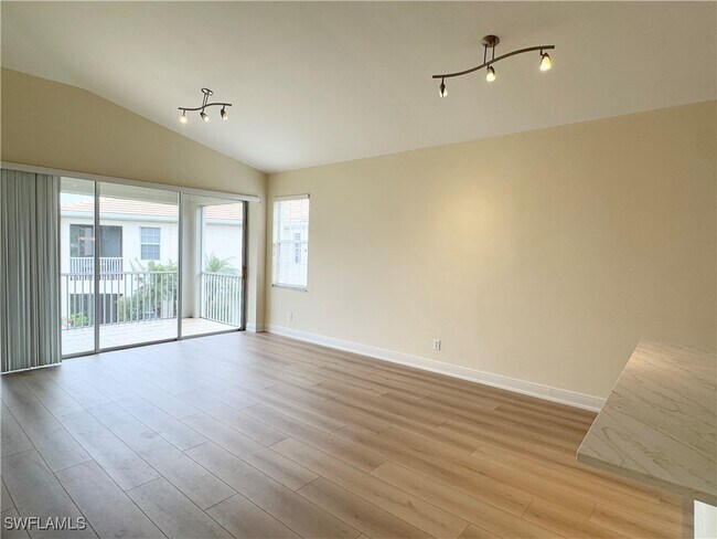 property at 6285 Wilshire Pines Cir