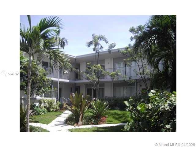 946 Bay Dr-Unit -12 in Miami Beach, FL - Building Photo
