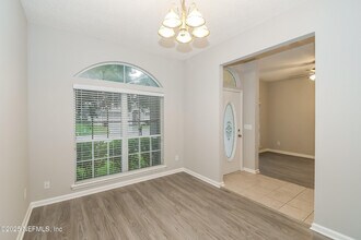 14297 Fish Eagle Dr E in Jacksonville, FL - Building Photo - Building Photo