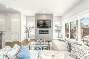 4121 Maison Ridge in Dallas, TX - Building Photo