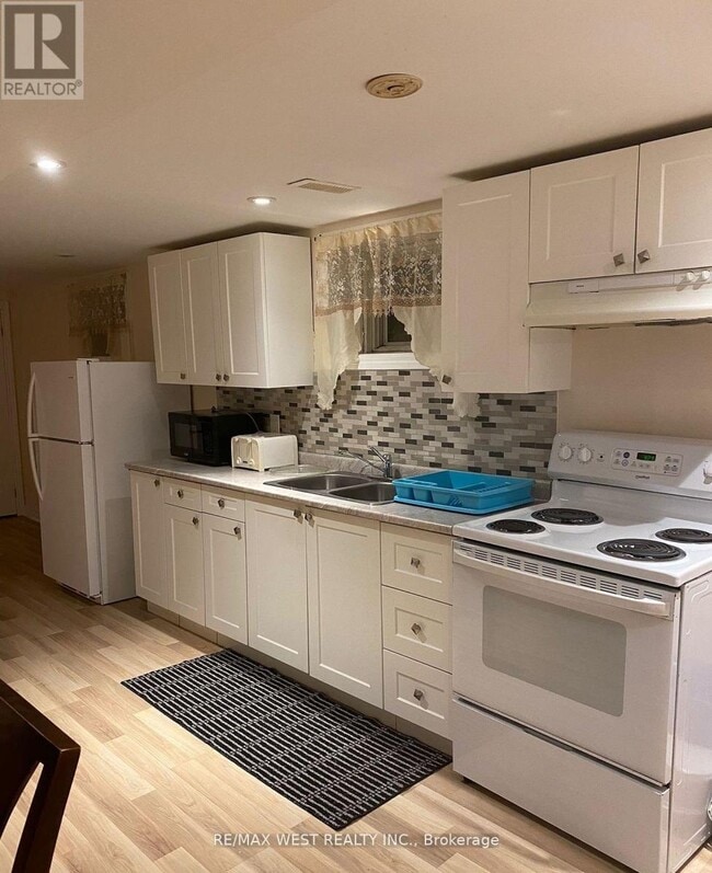 property at 18 King George Rd