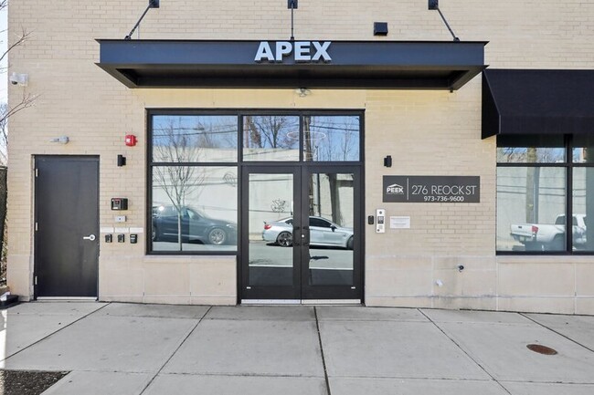 276 Reock St in Orange, NJ - Building Photo - Building Photo