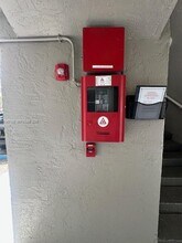 7510 SW 152nd Ave in Miami, FL - Foto de edificio - Building Photo