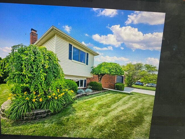 1700 Copeland Cir in Canton Township, MI - Building Photo - Building Photo