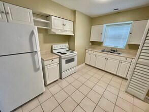 450 Bryn Mawr Blvd in Mary Esther, FL - Building Photo - Building Photo