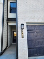 2032 Underwood Dr in Lawrenceville, GA - Foto de edificio - Building Photo