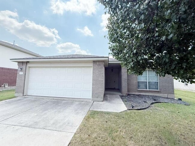 905 Remington Dr in Leander, TX - Building Photo - Building Photo
