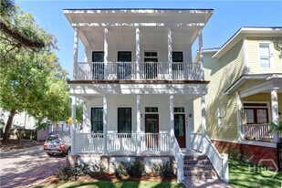 222 W 39th St in Savannah, GA - Building Photo