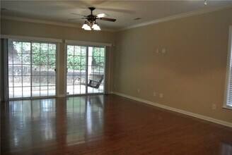 6412 Rockpoint Ln in Hoschton, GA - Building Photo - Building Photo