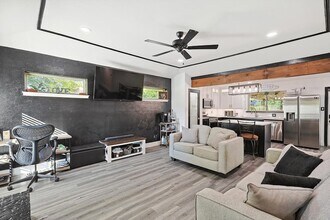 2525 Freedom Ln in Denton, TX - Building Photo - Building Photo