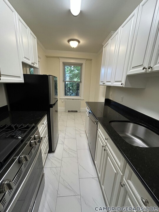 22 Chauncy St in Cambridge, MA - Building Photo