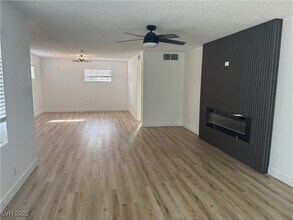 1336 Darmak Dr in Las Vegas, NV - Building Photo - Building Photo