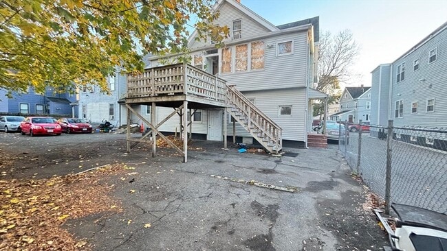 10 Eames St in Framingham, MA - Building Photo - Building Photo