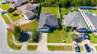 502 Cassandra Ln in Lynn Haven, FL - Building Photo - Building Photo