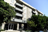 Building Photo - Hyde Park Apartments in Los Angeles, California