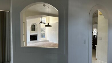 5749 Cactus Cir in Spring Hill, FL - Foto de edificio - Building Photo