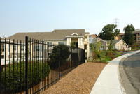 Avian Glen Apartments in Vallejo, CA - Foto de edificio - Building Photo