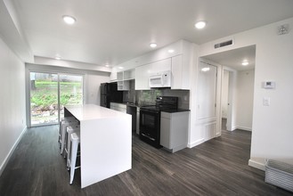 Modern 1540 in Fayetteville, AR - Building Photo - Interior Photo