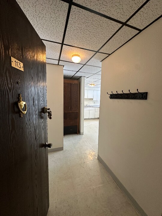 320 Oak Ave N, Unit 113 in Thief River Falls, MN - Building Photo