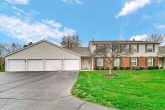 342 Mulberry Ct in Bartlett, IL - Building Photo - Building Photo
