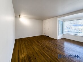 1067 Signora Dr in Salt Lake City, UT - Building Photo - Building Photo