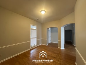 8374 Kings Trail Cove in Memphis, TN - Building Photo - Building Photo