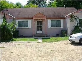 3468 Norman Bridge Rd in Montgomery, AL - Building Photo