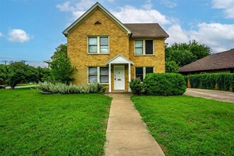 902 S Oak Cliff Blvd in Dallas, TX - Building Photo - Building Photo