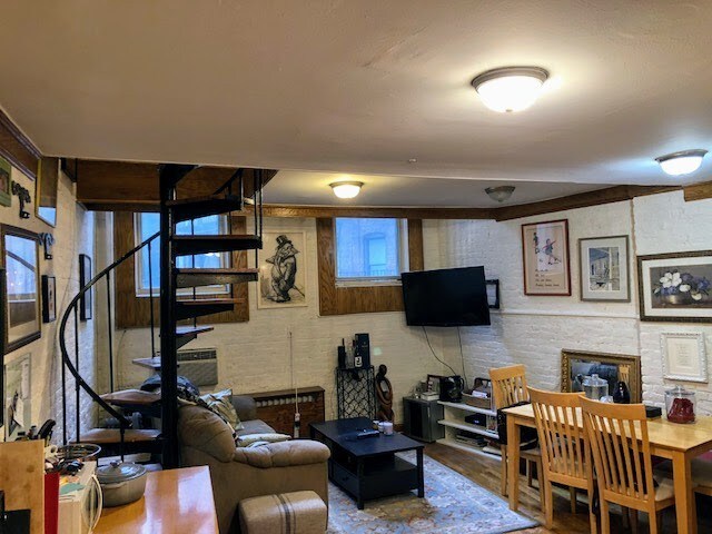 70 Barrow St-Unit -2-RE in New York, NY - Building Photo - Building Photo