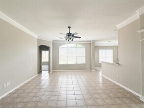 10114 Willow Crossing Dr in Houston, TX - Building Photo - Building Photo