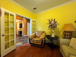 9303 Bent Spur Ln in Houston, TX - Building Photo - Building Photo