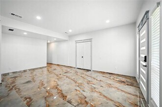936 Elwood Rd in Irving, TX - Building Photo - Building Photo